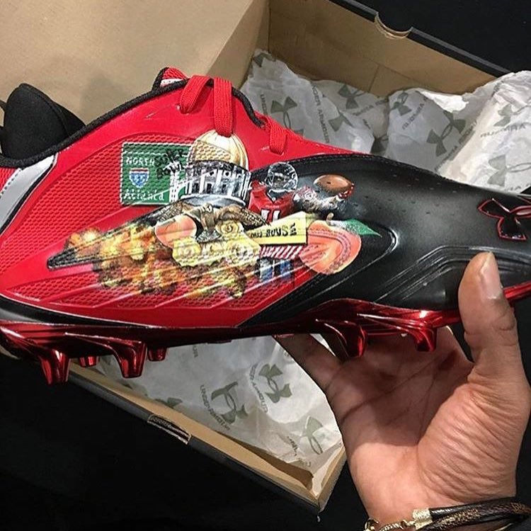 WORLDSTAR's tweet photo. Julio Jones gets custom "Migos" CULTURE cleats made for the Super Bowl game tonight. https://t.co/lDGnereRc5