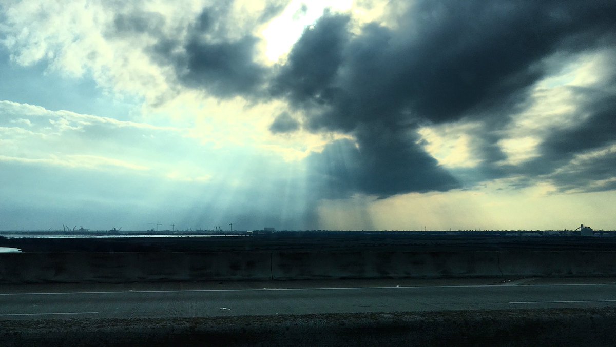 Epic battle skyline in #sc #skyline