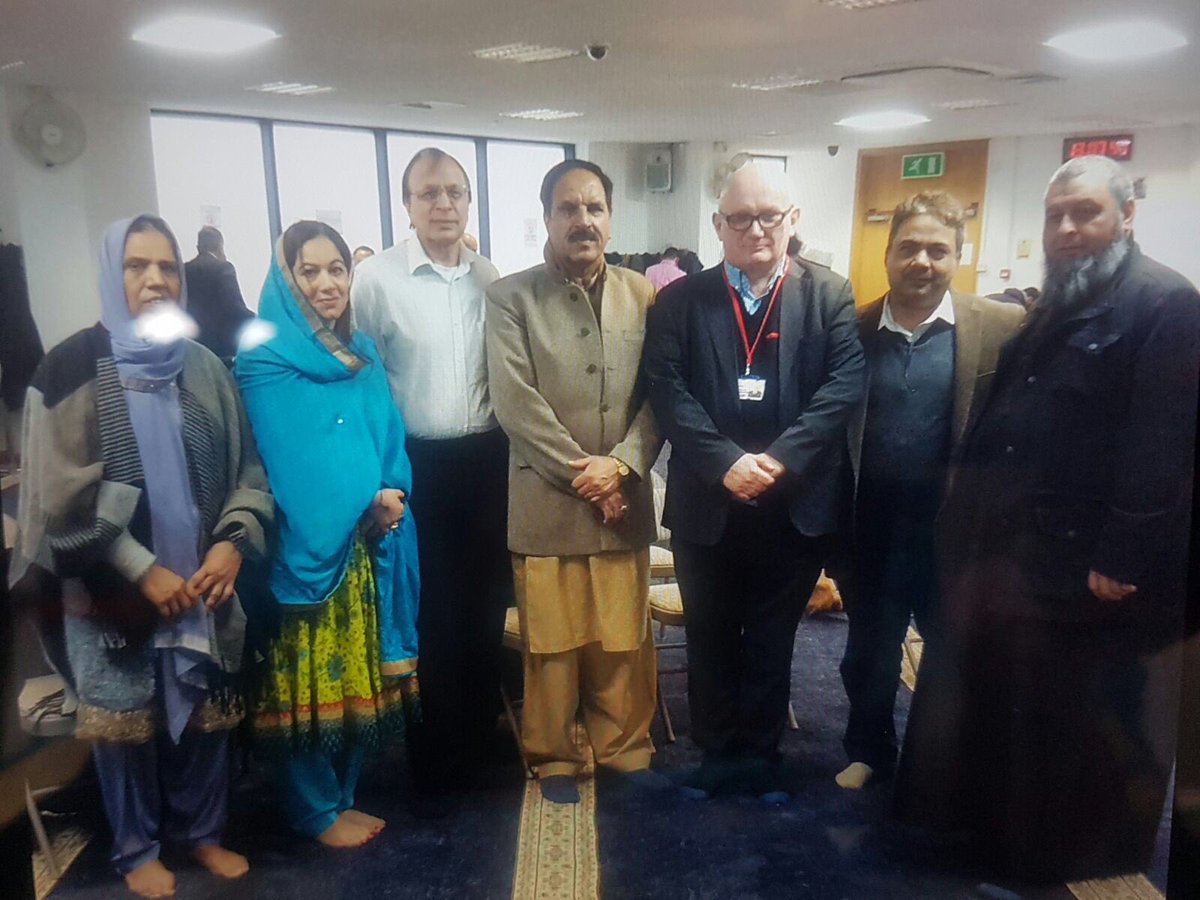 SohailMunawar1's tweet photo. Masjid Al Jannah Stoke Rd held an open day today to which they invited all communities to learn about Islam. Number of Cllrs attended https://t.co/bAczYzgzhy