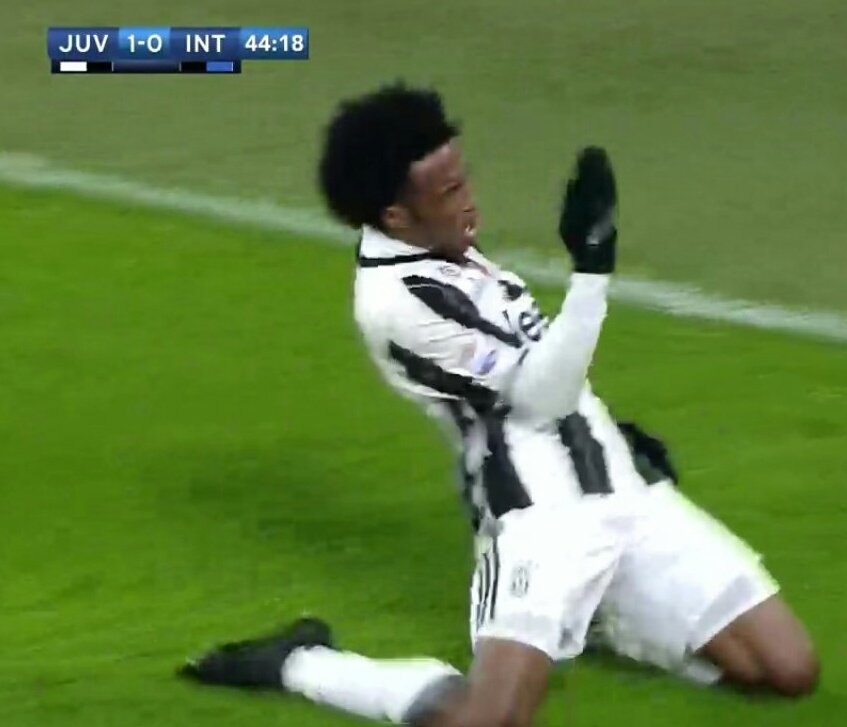 Arie_Kriting's tweet photo. Tidur nyenyak... JUVENTUS MENANG.

FORZA JUVE..!!!! https://t.co/9zfuRbOqvi