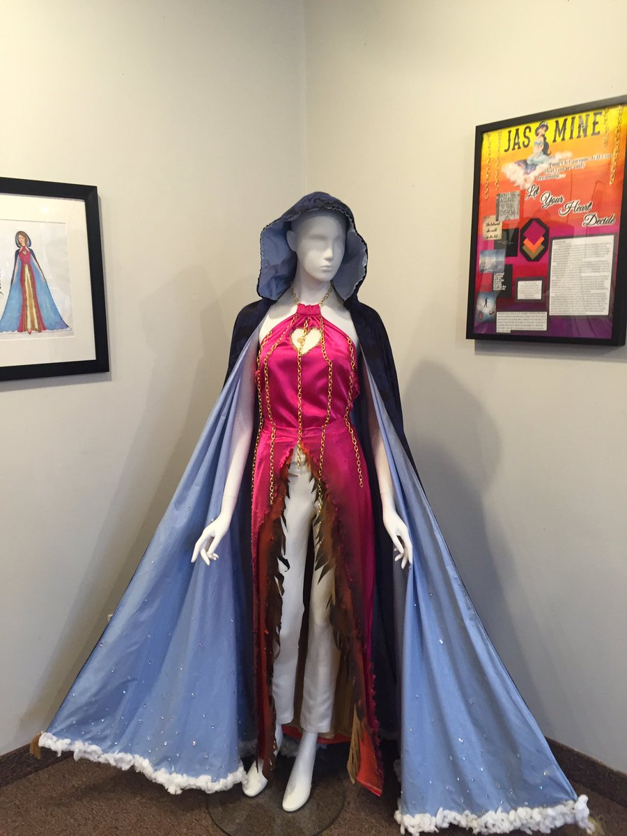BTprincipal's tweet photo. Some of the great work on display at the Belskie Museum. #bcthsteterboro https://t.co/pVjDAtgAqI