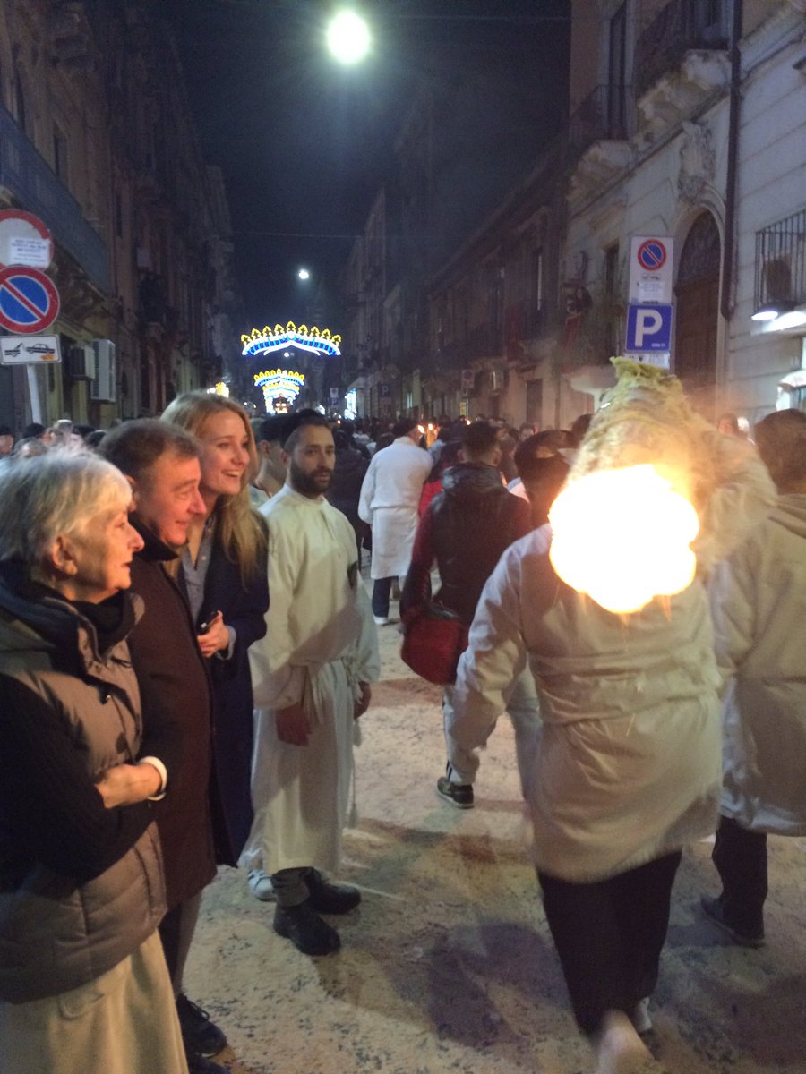 andreinaevito's tweet photo. #burning #passion #santagata #andreinaevito #agata #catania #sicily https://t.co/k7VNwax5up