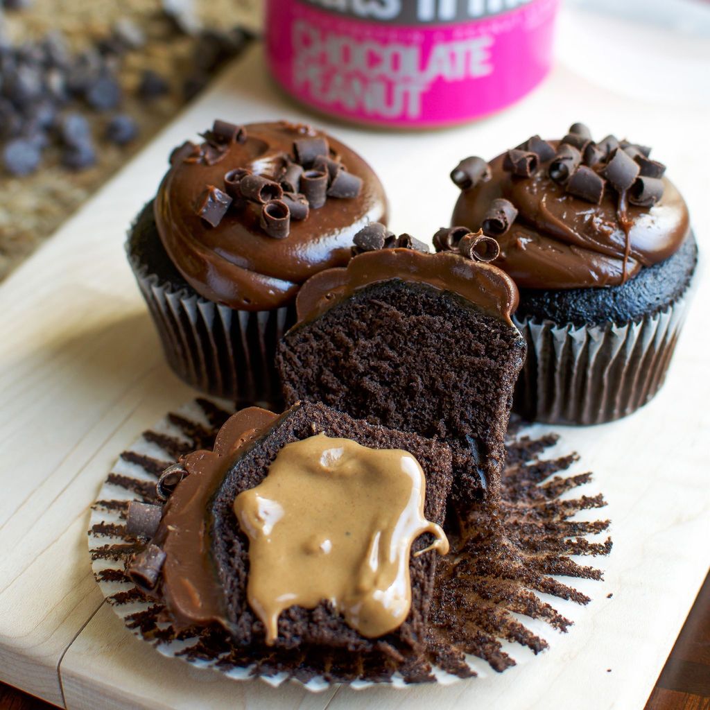 NutsNMoreUSA's tweet photo. What are you snacking on during the game today? 😍 https://t.co/GpJEuTVdyn