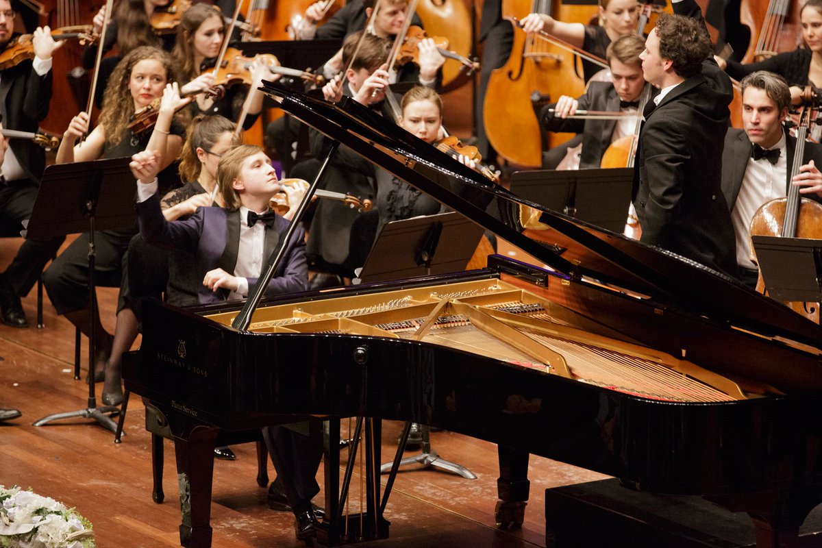 Last concert of the Hivernales of <a href="/sept_musical/">Montreux Festival</a> <a href="/europeanphil/">EuropeanPhilharmonic</a> <a href="/gergelymadaras/">Gergely Madaras</a> &amp; dmitry masleev. It was an amazing performance! #septmus2017