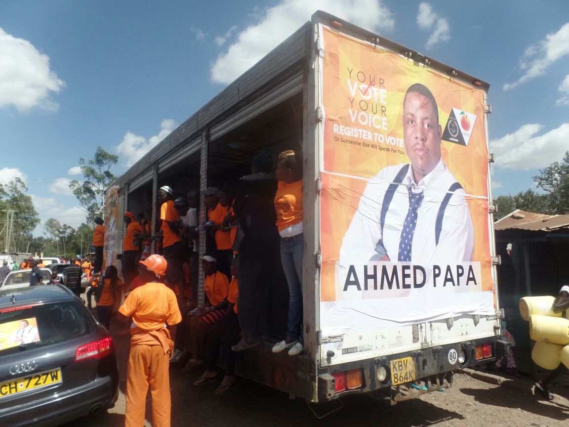 Langata001's tweet photo. We came out in numbers, to call for people to register as voters. #MbelePamoja, #AhmedPapaForLangata, #Papa2017 https://t.co/HagnuwBdqc
