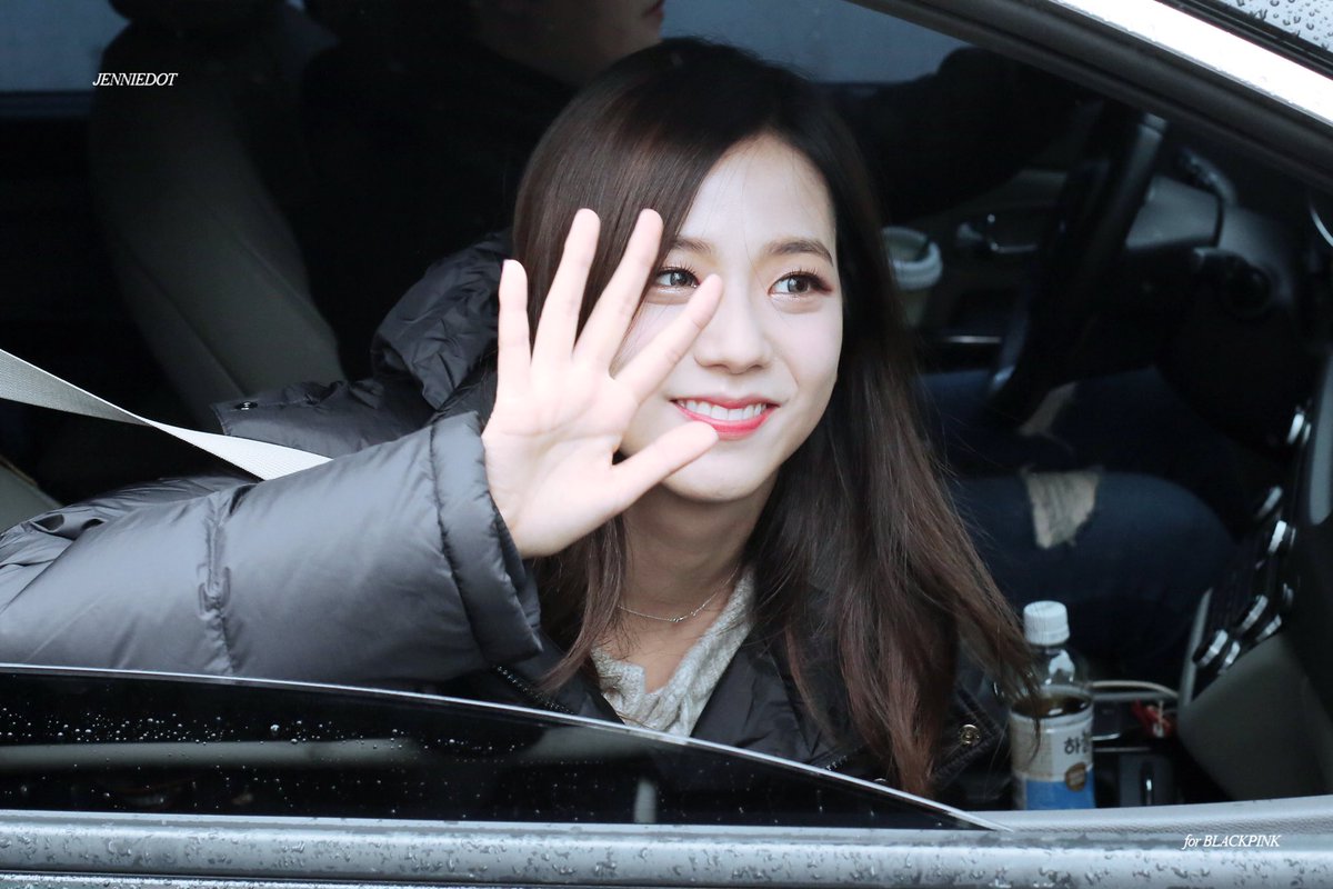 170205 인기가요 퇴근길

#BLACKPINK #블랙핑크 #JISOO #지수