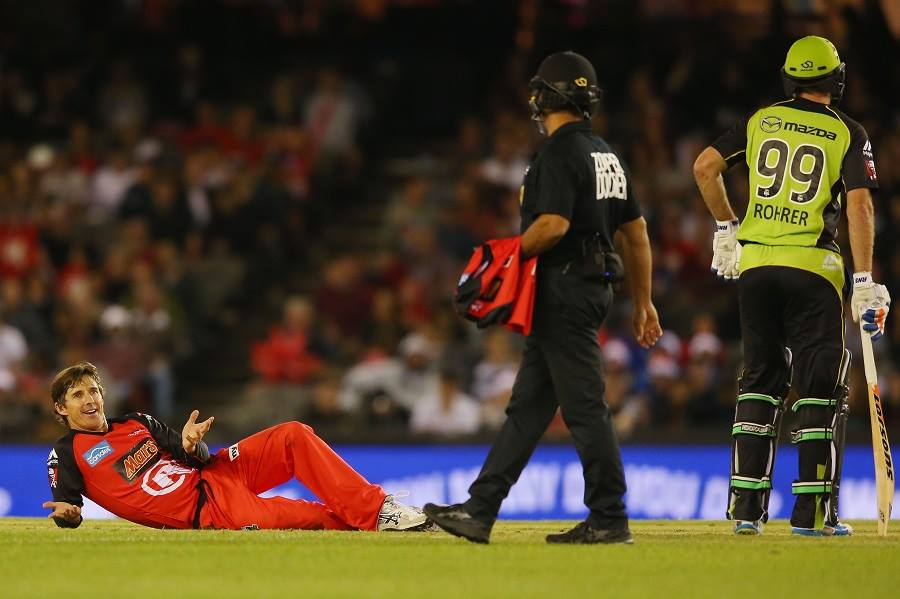 You can\t keep a good man down: happy birthday Brad Hogg! 46 years and still on the circuit

 