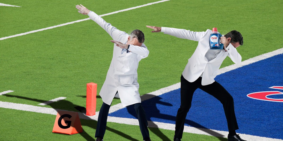PersilCanada's tweet photo. So good it even got Bill Nye dabbing #ScienceOfClean https://t.co/QVuhTPkM0h