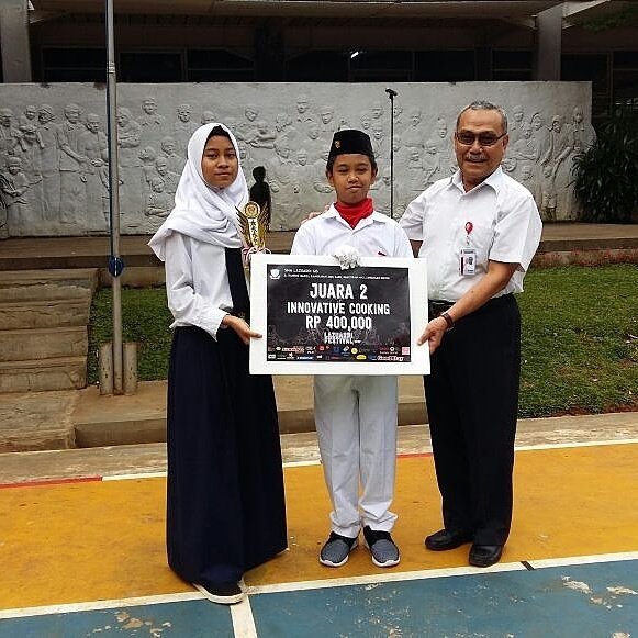 TunasGlobal's tweet photo. Team SMP Tunas Global raih juara II lomba innovative cooking di Lazuardi. Selamat ya akbar dan Icha #tuglo #sekolahmenyenangkan #tunasglobal https://t.co/Uv1kFFw7Zr