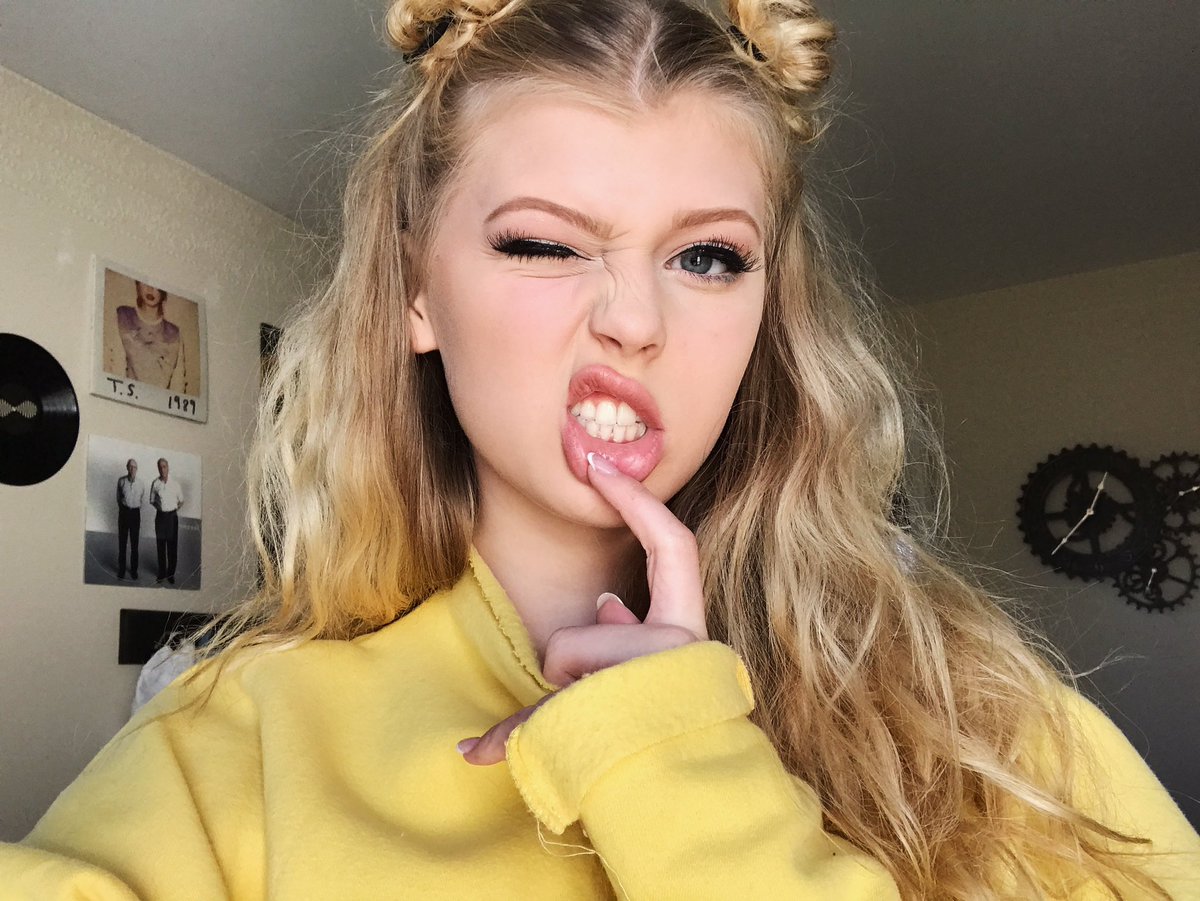 iamlorengray's tweet photo. 💛💛💛💛💛 https://t.co/xLOGWJZQ8M