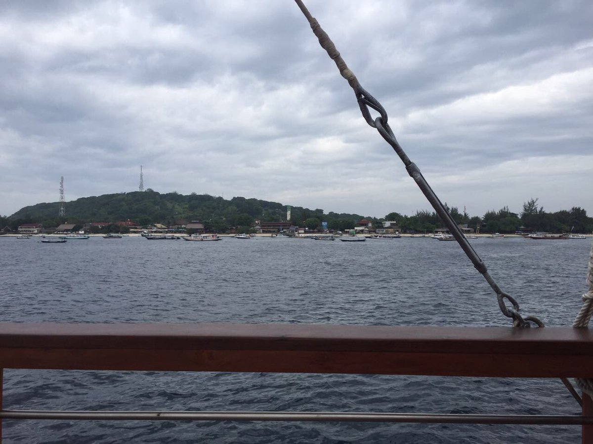 Selamat pagi dari #NOAH7DaysInParadise Gili <a href="/NOAH_ID/">NOAH</a>