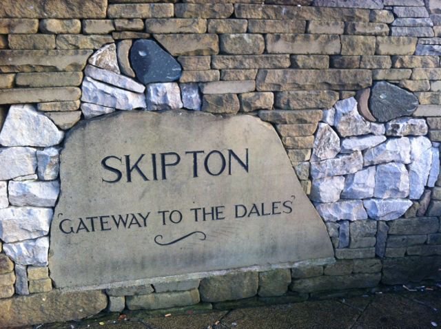 CforCourtesy's tweet photo. We are delighted that #Skipton is our Top Town for #Courtesy for 2016 https://t.co/8qemmSBToo https://t.co/8mgQ9rQKGh