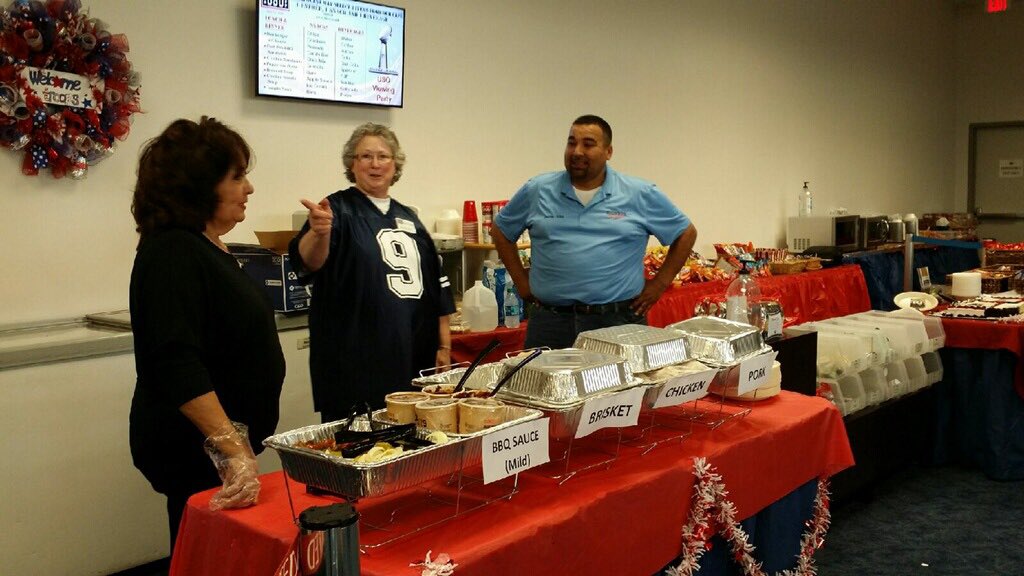 uso dfw on twitter super bowl viewing party at uso dfw stop by b1