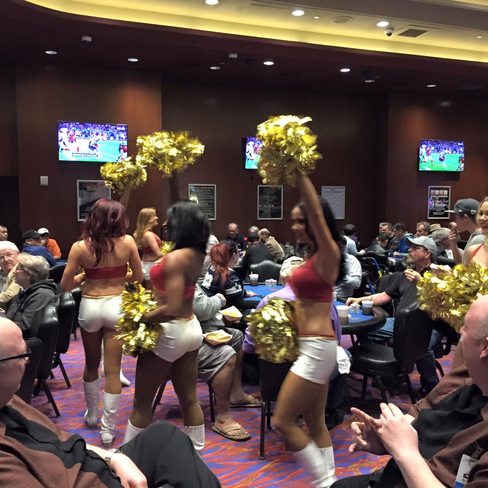 Morongo_Poker's tweet photo. Our #BigGame $10,000 #Giveaway, happening now in the #Morongo #Poker Room. https://t.co/yw502BOqTg