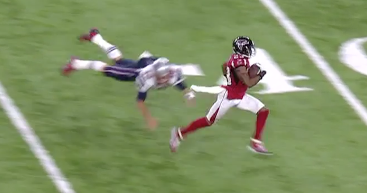theScore's tweet photo. Nice try, Tom! #RiseUp https://t.co/tnPPdokJBl