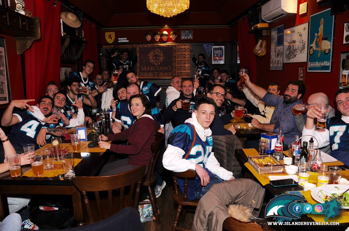 #SB51 #FOXNFLITALIA #IslandersVenezia football