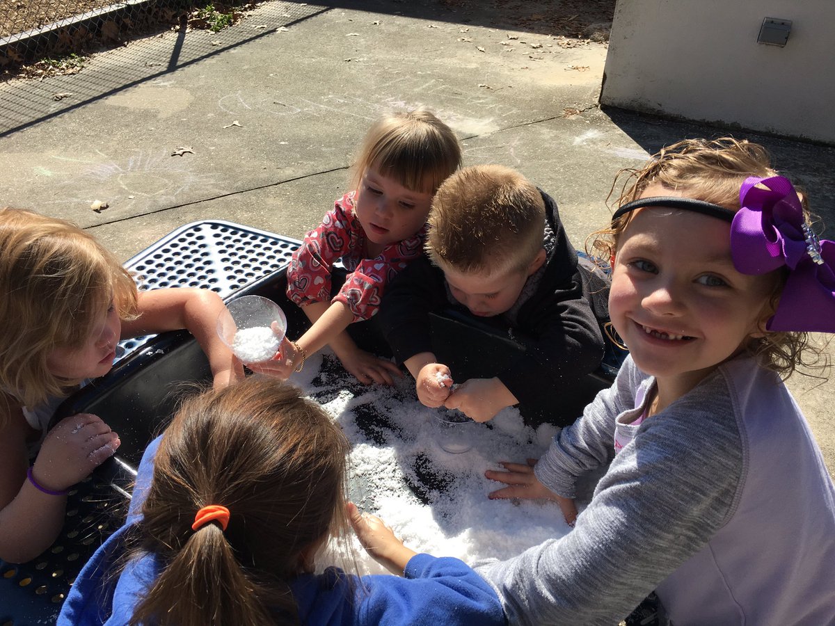 kinderfun1's tweet photo. #globaldayofplay #mathgeniushour  #celebratelps @CitrusSchools https://t.co/73FYxKVCYD