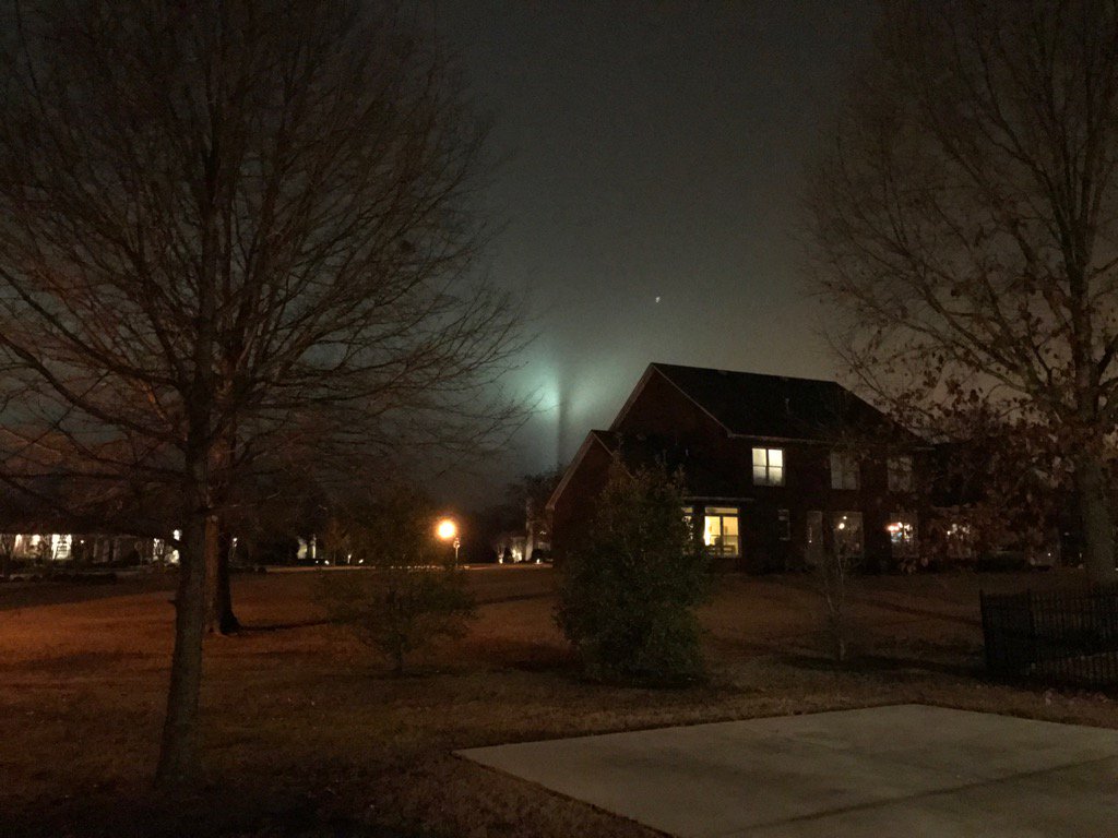 gingerlsweeney's tweet image. Just curious what I'm seeing in west Tupelo. @WTVAmatt