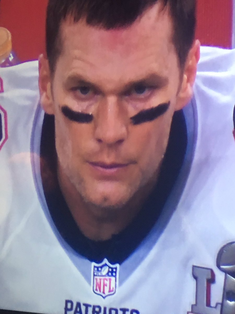 jfitz2's tweet image. When some one told tom they would be down 21 to 3 at half #tomcouldbecrying #SuperBowl