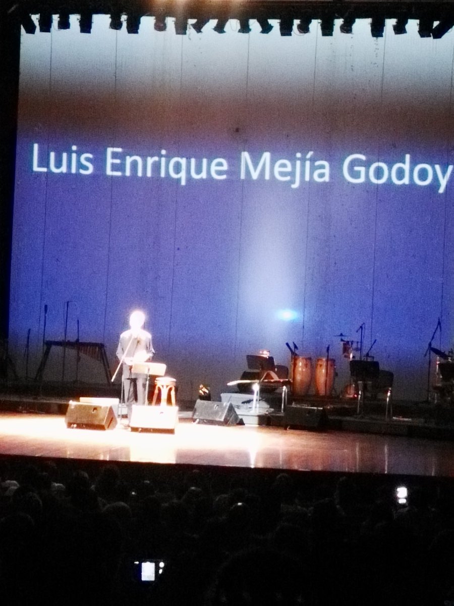 CuadraGaray's tweet photo. @Fama@ nosjuimos @ChacuaTool en Homenaje a César Melendez https://t.co/jvAbdQicqT