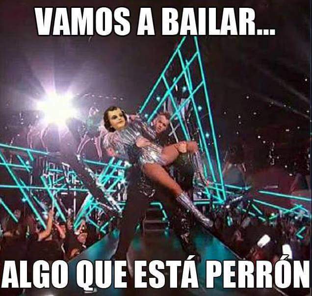 hellsing_rse's tweet image. Sabia que lo habia visto en alguna parte #SuperBowl #PepsiHalftime #SuperBowlSunday #LadyGagaSuperBowlHOJE