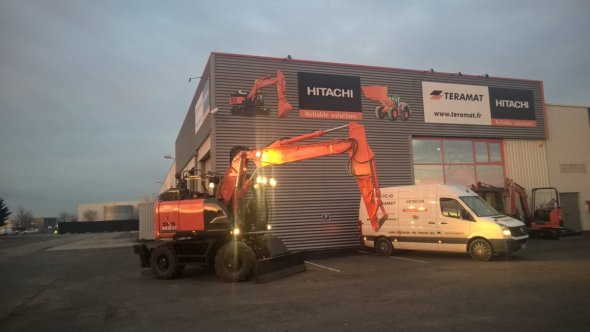 HitachiCME's tweet photo. More brilliant photos from one of France’s #Hitachi dealers Teramat! #ZX145W-6 https://t.co/Ac86NDkBkD