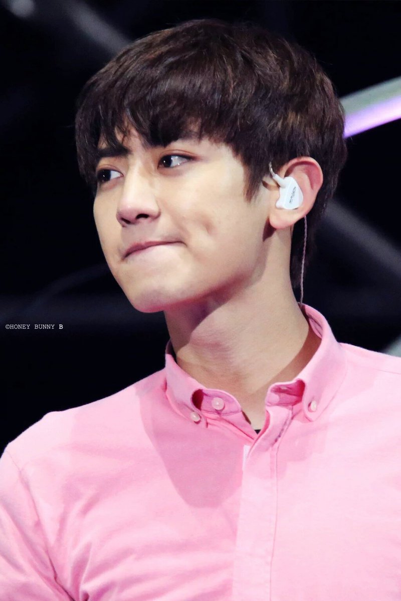 chanyeol pics tweet media
