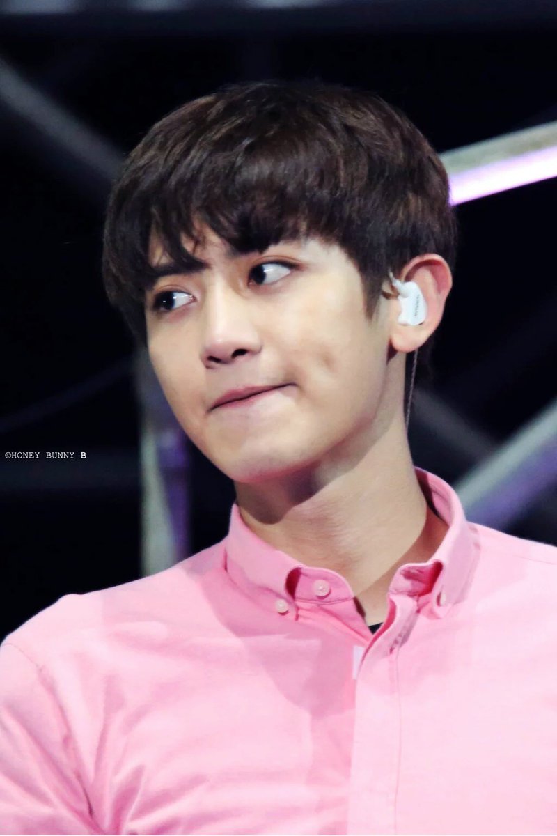 chanyeol pics tweet media