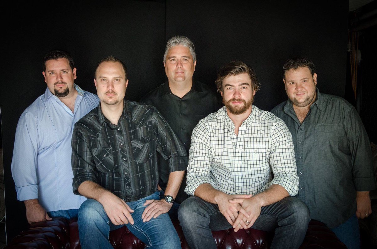 RhondaVincent13's tweet photo. Congratulations!  #SPBGMA 
Awards BanjoPlayer Aaron McDaris,
 FiddlePlayer #HunterBerry GuitarPlayer @ColDubyaJWB BassPlayer #MickeyHarris https://t.co/DmwVFdqaku