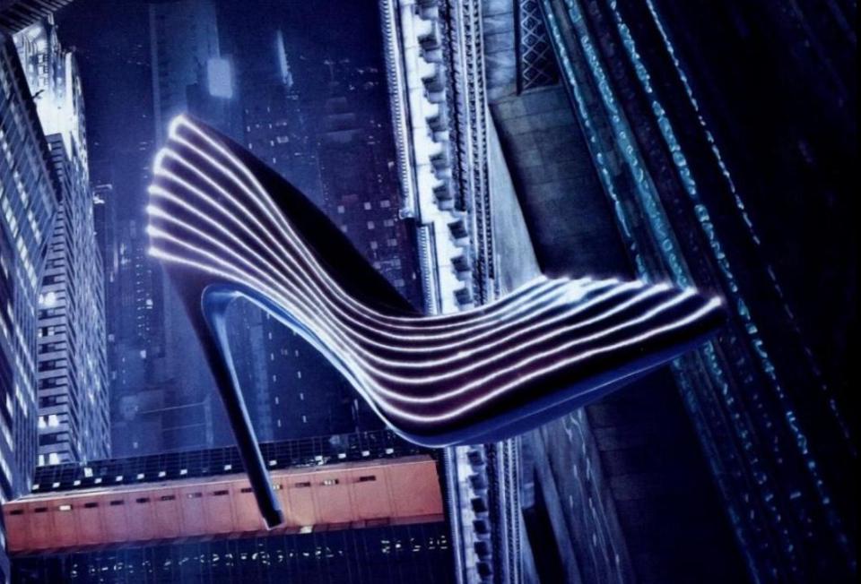 .<a href="/Loriblu/">Loriblu</a>'s new high-heel pumps glow in the dark. on.forbes.com/60128Tyda