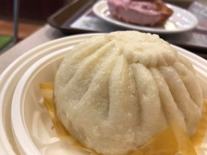 佐藤雄一 札幌で通をうならせる筋トレと施術を体感しませんか 最近 ミスタードーナツミュンヘン大橋 店は肉まんをめっちゃアピールしてます ミスドの肉まんって結構おいしいんですよね T Co Ousrd8we01