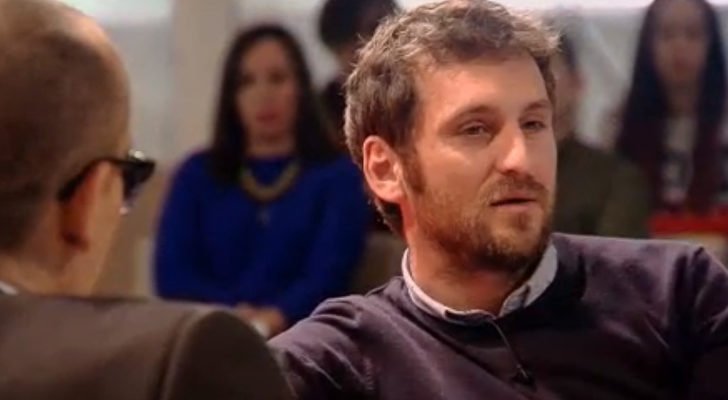 FormulaTV's tweet photo. ¿Influye tener amigos en la Academia de Cine para ganar los #Goya2017? Raúl Arévalo responde en #ChesterDios https://t.co/aaewTujvWS https://t.co/DlKOnMuHZV