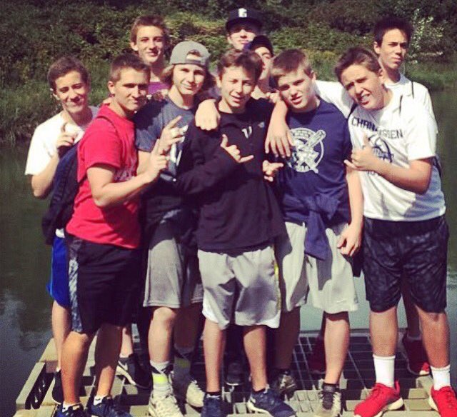 Happy Birthday boys! @anderssevertson  @BSevertson17 Glad I got to spend it with you guys last night 😎🎲