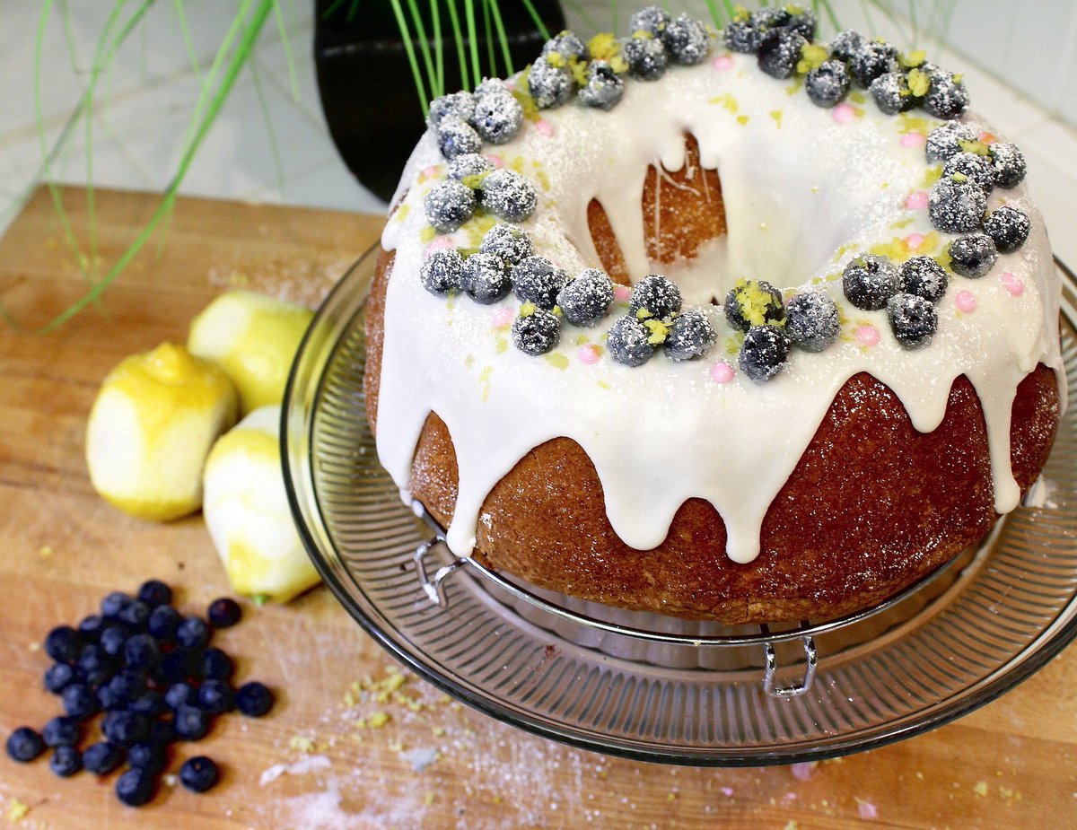 CBD- Lemon Bundt Cake 🍋This cake will leave you feeling relaxed, uplifted, and stress/anxiety-free. #Limonene #CBD #candiedblueberries #yum
