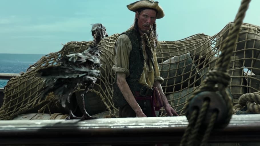 Этого он отправляется в. Почтальон печкин с посылкой. Скорость теплохода 20 км в час а скорость. Этого он отправляется в. Бильбо бэггинс.