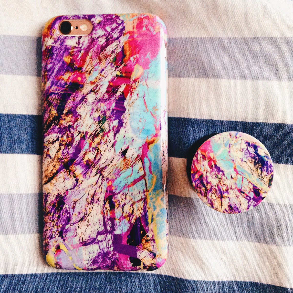 AmOwlflight's tweet photo. I'm so in love! ๐Thank you @VelvetCaviar & @PopSockets ๐ค๐#CaseAddict #Philippines #ColorfulMarble https://t.co/jh8igvgWrx