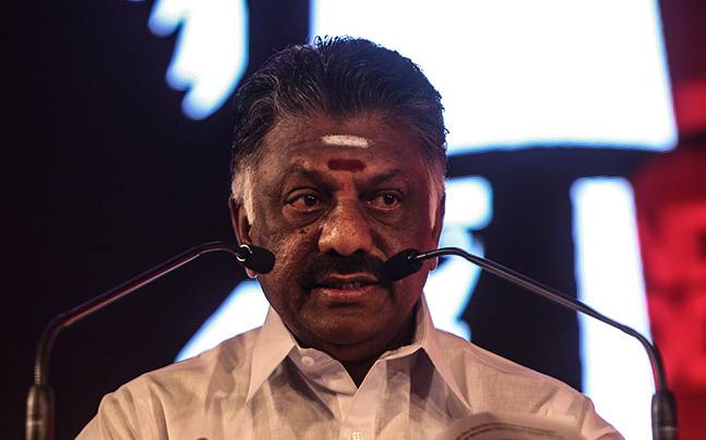 Tamil Nadu CM O Panneerselvam's resignation accepted by Governor: Latest developments
indiatoday.intoday.in/story/tamil-na…