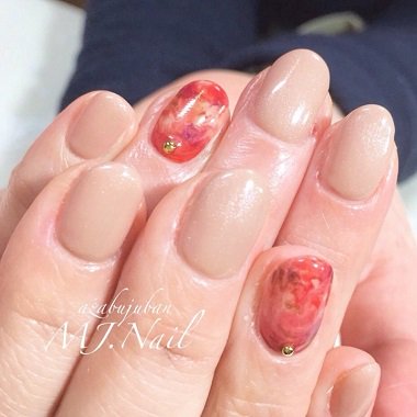 Mj ネイル V Twitter ヌーディーなカラーにワンポイント 綺麗に Mj ネイル V Twitter ヌーディーなカラーにワンポイント 綺麗に