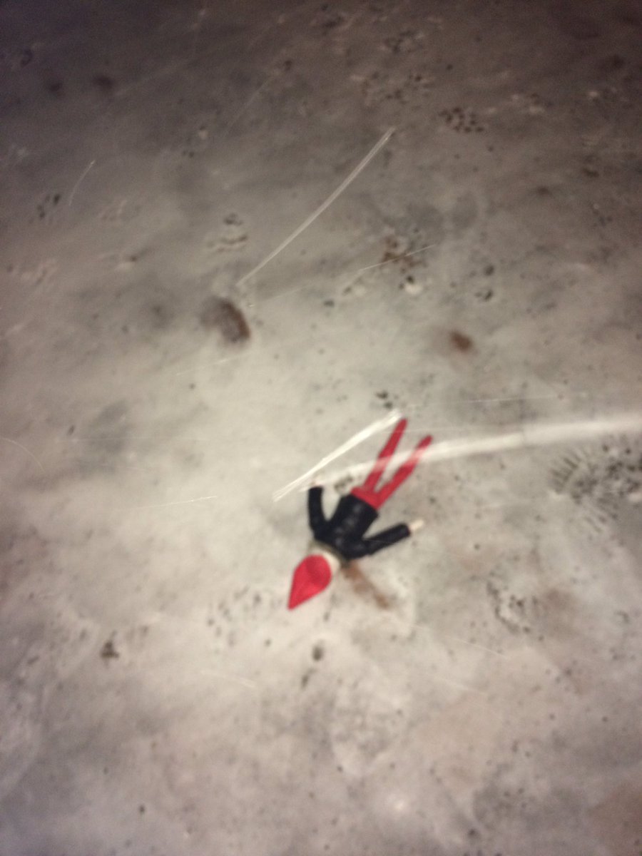 Quinn_TheElf's tweet photo. Snow is fun until you find out Veronica left you https://t.co/SiQDLIeesI