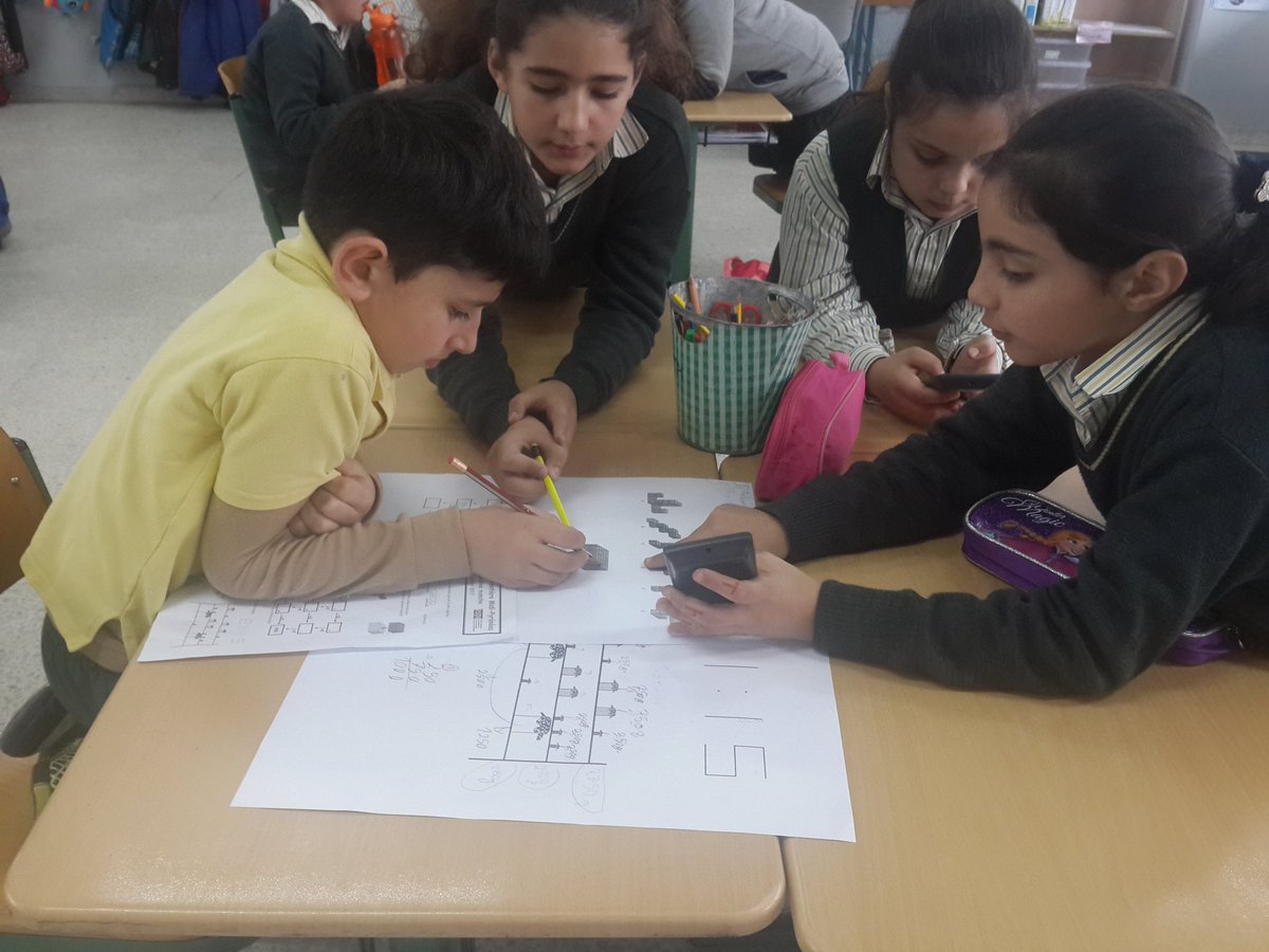 ZeinaZaatary's tweet photo. RallyeMaths #Argumenter #Proposer #Echanger #Justifier #CM1A #curieux #sensés @Hhhsinfo @aefeinfo @HenaineSamia https://t.co/Zm2igmNIES