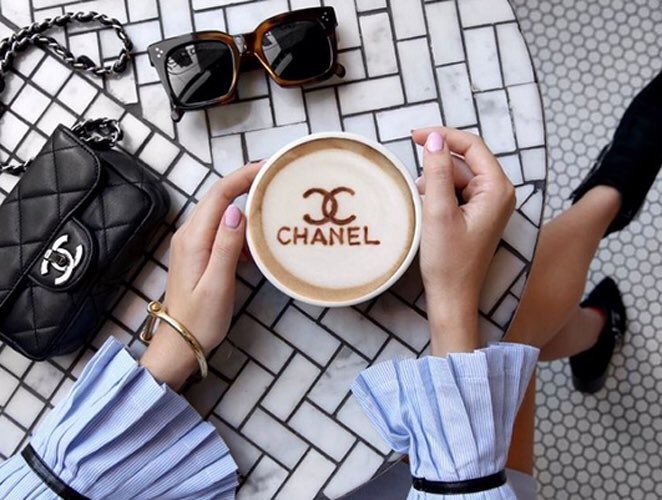 labcapilo's tweet photo. #BuenosDiasRD Estos son los #cafes más #fashion del mundo https://t.co/ktM3uhTpsp quieres uno? #coffeetime #CoffeeLover #capilostyle #RD https://t.co/6flrorxmhO