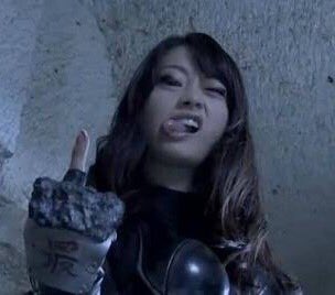 フーゴ814 Avn エイリアンvsニンジャ 忍者で何を連想するかで年代がバレる 肘井美佳