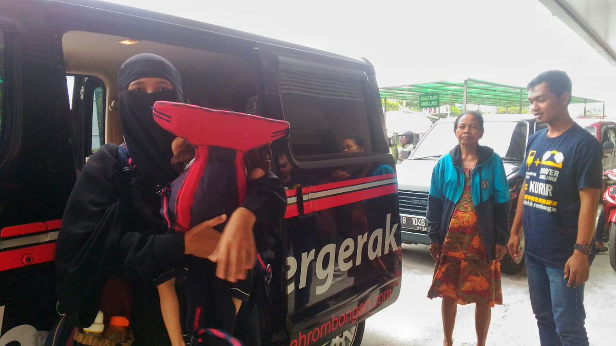 MTSR mengantar 2 pasien dampingan #SRmagetan kontrol ke Rsud. Moewardi Solo via <a href="/ErvinSurvive/">Ervin</a>