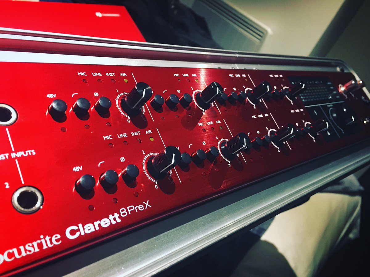 EMRMusicProd's tweet photo. The newest addition to the family, what an absolute beast 🎚🎛 #focusrite #8prex #clarett #musicproduction #recording #emrmusicproduction https://t.co/gCas4fMAgc