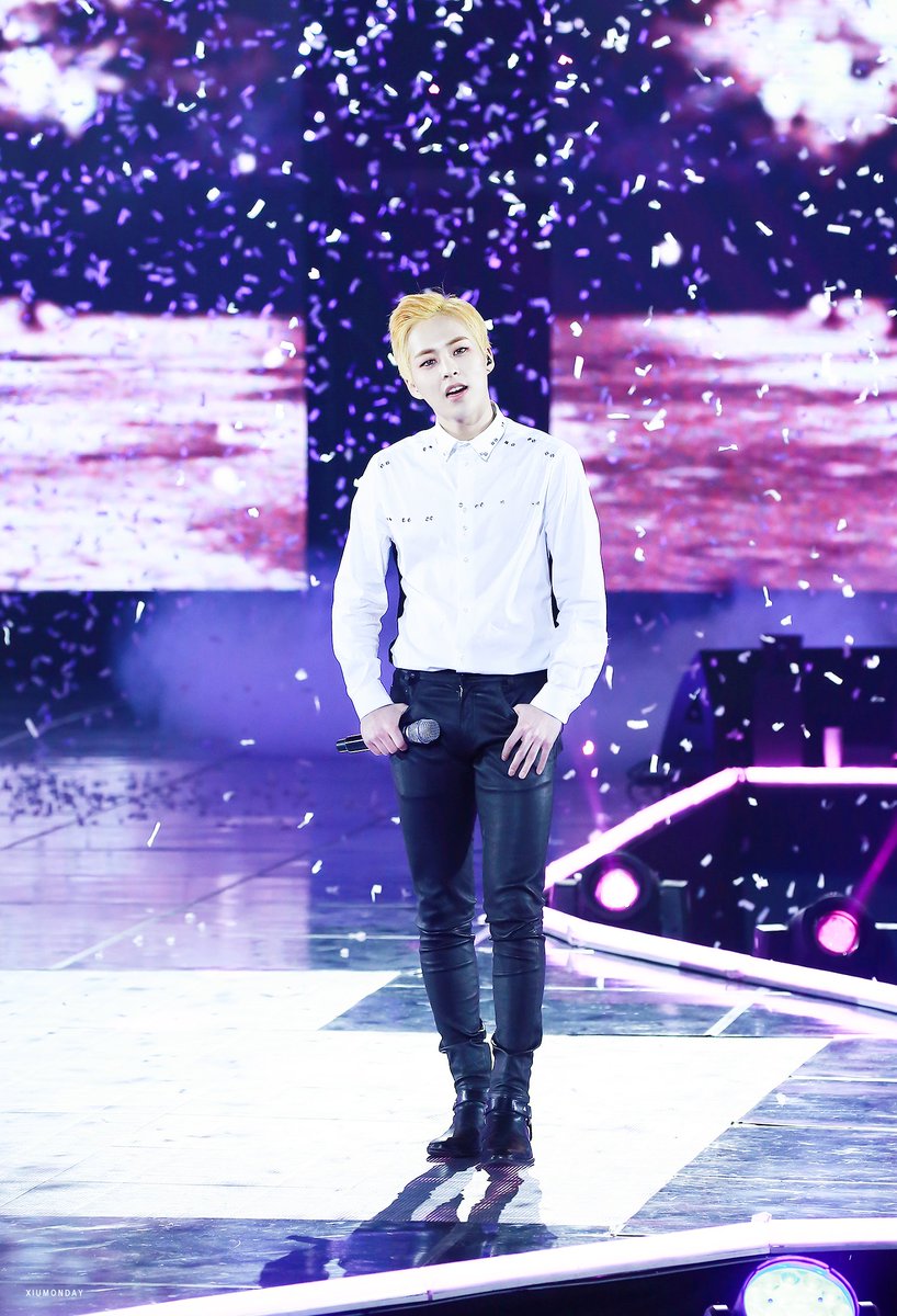 xiumonday0326's tweet photo. 처음부터 함께하진 못했지만 끝은 함께 하고 싶다.
#5yearswithxiumin #민석아사랑해
https://t.co/doDxWSfIhs https://t.co/7Qand9dQaa