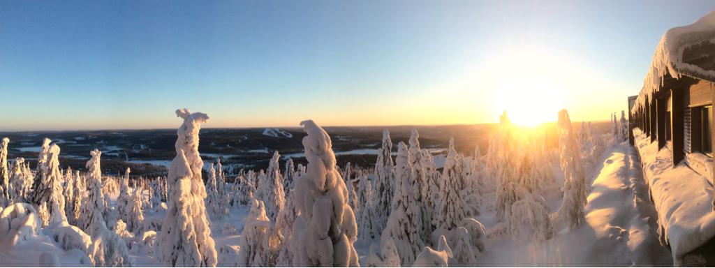Iso_Syote_ski's tweet photo. Midweek blues? Wake up to this everyday here in Hotel Iso-Syöte. #GetMoreWinter with a week away to this magical winter paradise! #OnlyInIso https://t.co/8C6zG2wNxw