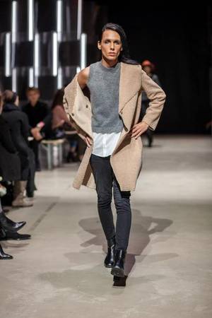 quest_media's tweet photo. Rise of gender-fluid fashion  https://t.co/0etp1IGbls https://t.co/rlax8afoFk
