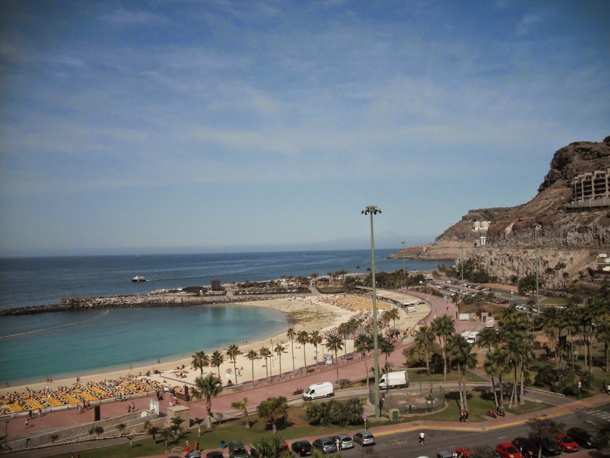 chriscappel's tweet photo. Vanmiddag naar @GranCanaria met @transavia voor 6 dagen training met vriend en ploeggenoot @Robbie_Janssen #TeamZAES @BeachBoysNwijk 🚴☀️ https://t.co/wz53Vt7Xf0
