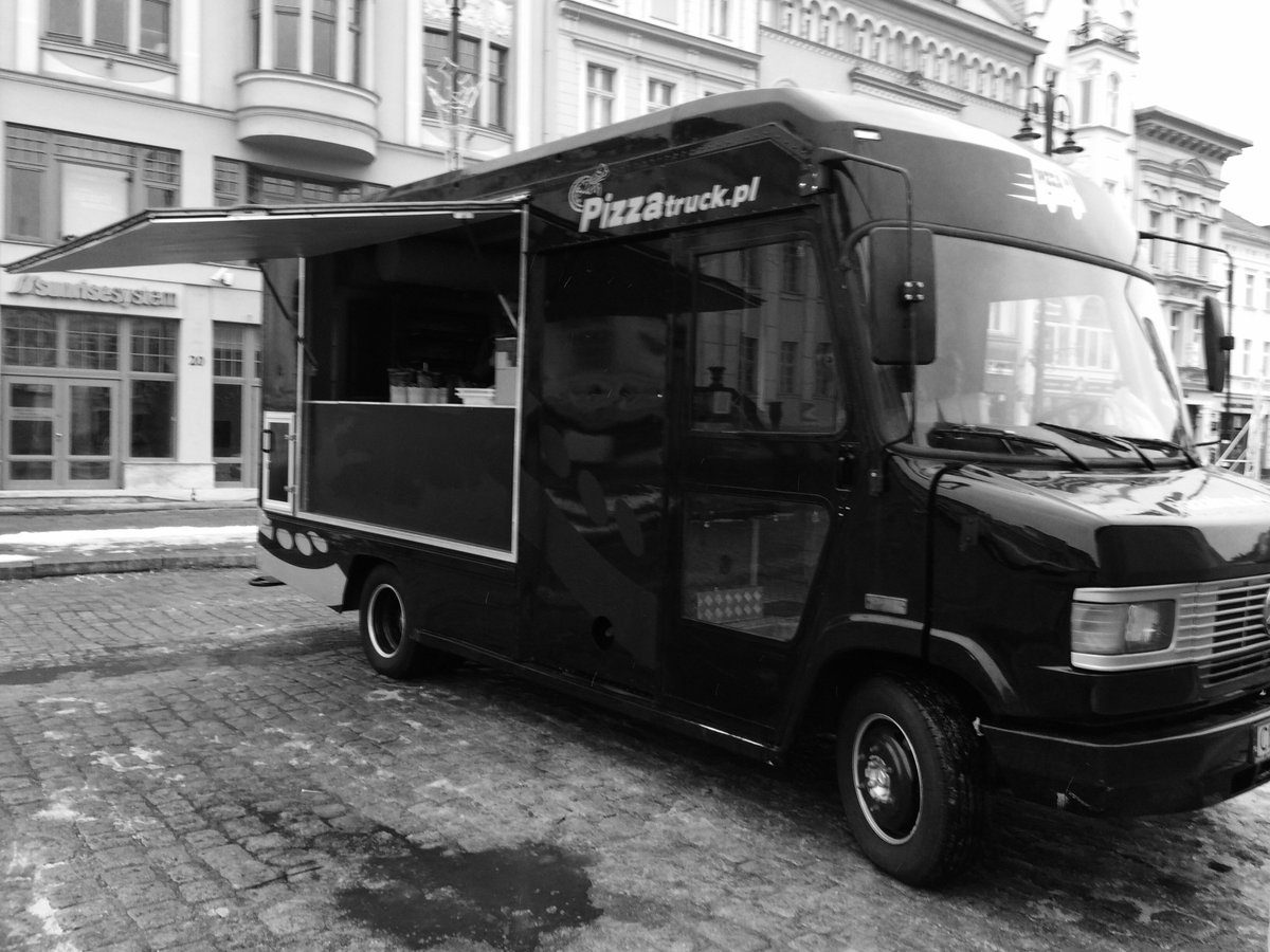 Pizza Truck (@pizzatruck_pl) on Twitter photo 