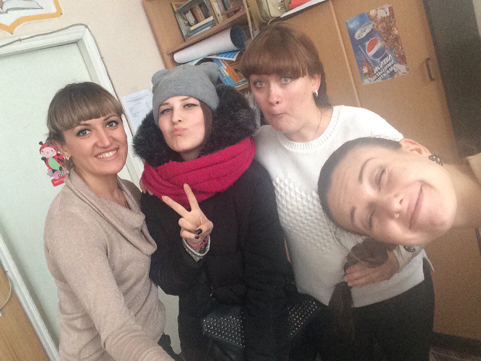 Ann_brich's tweet photo. Любимые учителя :)
Любимая школа :)
Скоро любимая работа :)
#74shcool #бизяучитель https://t.co/vrMd2PAdOB